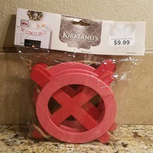 "XOXO" Decor Pink & Red Valentine Hugs and Kisses Love Banner